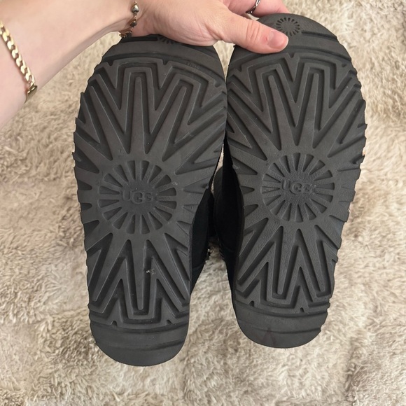 UGG Black Classic Short Sparkle Chain Zip Boots - Picture 11 of 11